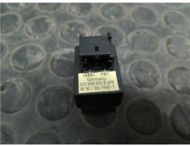 Botonera Puerta Delantera Derecha Audi A3  2 0 FSI Ambiente [2 0 Ltr  - 110 kW 16V FSI]