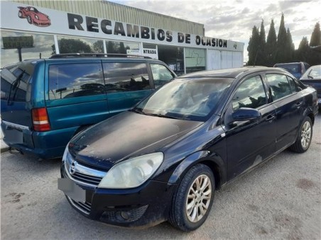 Opel Astra H Berlina  1 7 CDTI
