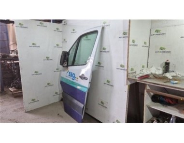 Puerta Delantera Izquierda Mercedes-Benz Sprinter II Kombi  2 1 311 / 313 / 314 / 316 CDI  [2 1 Ltr  - 95 kW CDI CAT ]