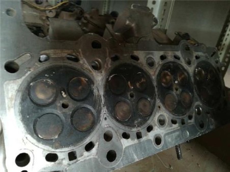 Culata BMW Serie 1 Berlina  2 0 120d [2 0 Ltr  - 120 kW 16V Diesel]