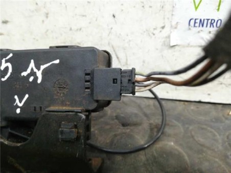 Cerradura Porton BMW Serie 1 Berlina  2 0 120d [2 0 Ltr  - 120 kW 16V Diesel]