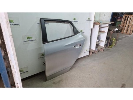 Puerta Trasera Izquierda Hyundai ix35  1 7 Comfort 2WD [1 7 Ltr  - 85 kW CRDi CAT]