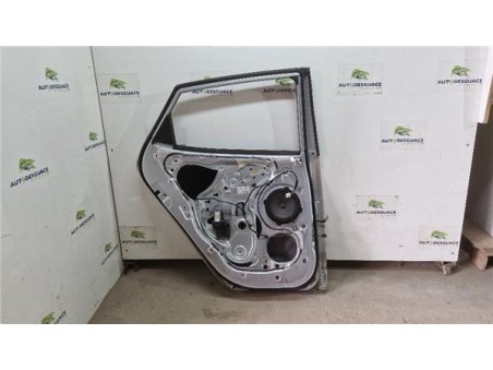 Puerta Trasera Izquierda Hyundai ix35  1 7 Comfort 2WD [1 7 Ltr  - 85 kW CRDi CAT]