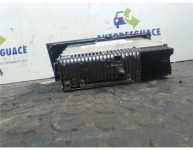 Radio / Cd BMW Serie 1 Berlina  2 0 120d [2 0 Ltr  - 120 kW 16V Diesel]