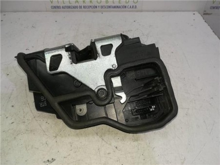 Cerradura Puerta Delantera Derecha BMW Serie 1 Berlina  2 0 120d [2 0 Ltr  - 120 kW 16V Diesel]