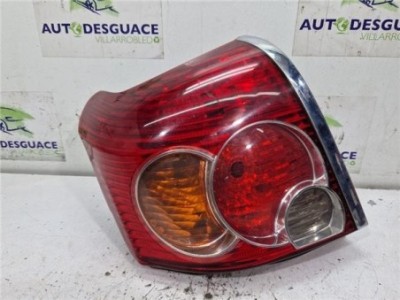 Piloto Trasero Derecho Toyota Avensis Berlina  2 2 D-4D Executive Berlina  [2 2 Ltr  - 110 kW D-4D CAT]