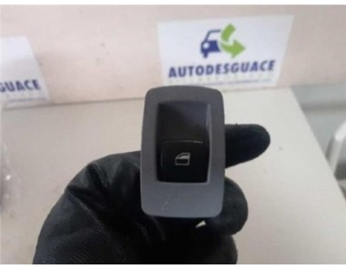 Botonera Puerta Trasera Derecha BMW Serie 1 Berlina  2 0 118i [2 0 Ltr  - 105 kW 16V]