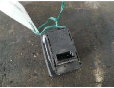 Botonera Puerta Delantera Derecha BMW Serie 3 Berlina  2 0 320d [2 0 Ltr  - 100 kW 16V Diesel CAT]