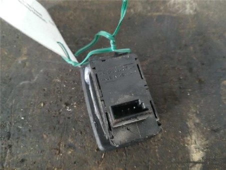 Botonera Puerta Delantera Derecha BMW Serie 3 Berlina  2 0 320d [2 0 Ltr  - 100 kW 16V Diesel CAT]