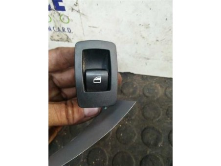 Botonera Puerta Delantera Derecha BMW Serie 3 Berlina  2 0 320d [2 0 Ltr  - 100 kW 16V Diesel CAT]
