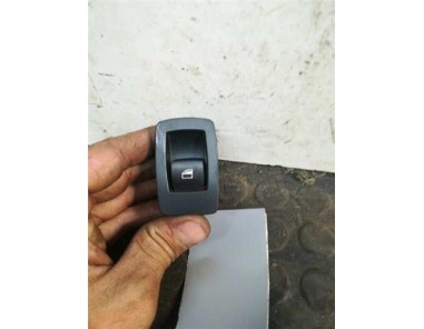 Botonera Puerta Trasera Izquierda BMW Serie 3 Berlina  2 0 320d [2 0 Ltr  - 100 kW 16V Diesel CAT]