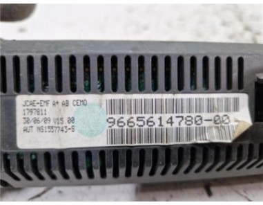 Navegador Citroen C4 Berlina  1 6 HDi