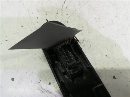 Botonera Puerta Delantera Derecha Citroen C3  1 4 HDi 70