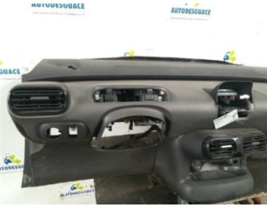 Salpicadero Citroen C4 Cactus  1 6 Blue-HDI FAP 