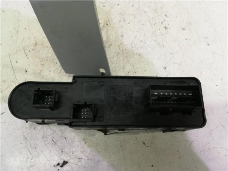 Botonera Puerta Delantera Izquierda Citroen C4 Berlina  1 6 HDi FAP 