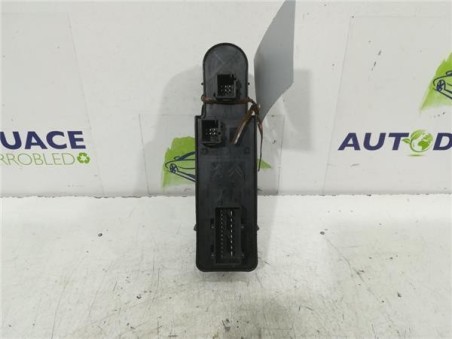 Botonera Puerta Delantera Izquierda Citroen C4 Berlina  1 6 HDi FAP 