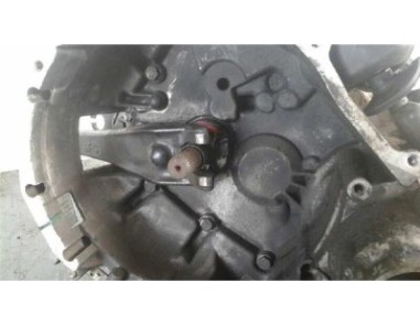 Caja Cambios Manual Renault Clio II Fase I  1 9 D [1 9 Ltr  - 47 kW Diesel]