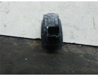 Botonera Puerta Trasera Izquierda Citroen C4 Picasso  2 0 SX [2 0 Ltr  - 110 kW HDi FAP]