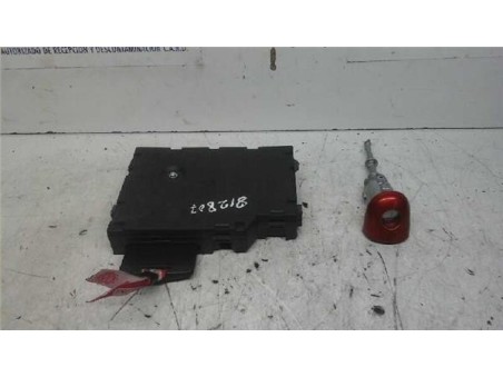 Antirrobo Renault Clio IV  0 9 Business [0 9 Ltr  - 66 kW TCE Energy bivalent  Gasolina / GPL]