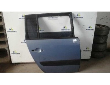 Puerta Trasera Derecha Renault Espace IV  2 2 Dynamique [2 2 Ltr  - 110 kW dCi Turbodiesel]