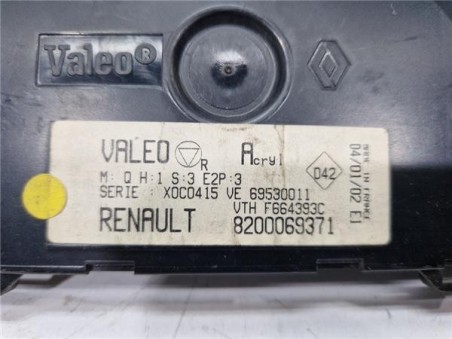 Mandos Climatizador Renault Clio II Fase II  1 4 Authentique [1 4 Ltr  - 72 kW 16V]