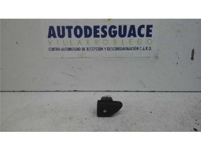 Conjunto Interruptores Renault Clio IV  0 9 Business [0 9 Ltr  - 66 kW TCE Energy bivalent  Gasolina / GPL]