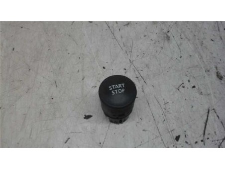 Conjunto Interruptores Renault Clio IV  0 9 Business [0 9 Ltr  - 66 kW TCE Energy bivalent  Gasolina / GPL]