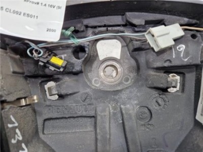 Volante Renault Clio II Fase II  1 4 Authentique [1 4 Ltr  - 72 kW 16V] 2