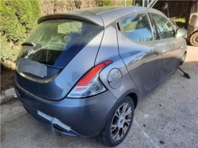 Lancia Ypsilon  0 9 Gold [0 9 Ltr  - 63 kW Twin Air] 2