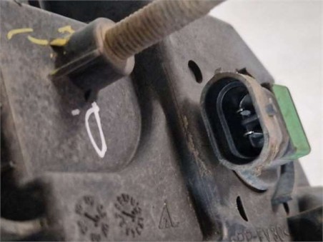 Faro Antiniebla Derecho Peugeot 407  2 0 HDi 135