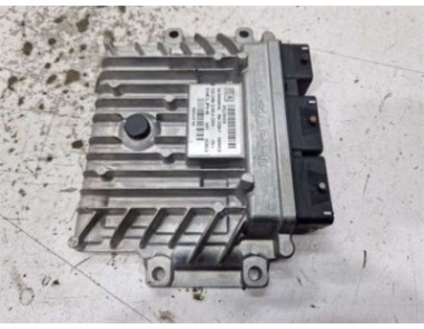 Centralita motor uce Peugeot 407  2 0 HDi 135