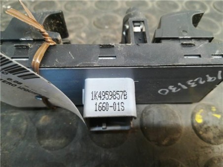 Botonera Puerta Delantera Izquierda Seat Ibiza Berlina  1 6 TDI