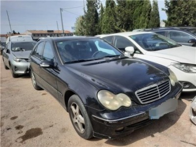 Mangueta Delantera Izquierda Mercedes-Benz Clase C  Berlina  2 2 220 CDI  [2 2 Ltr  - 105 kW CDI CAT]