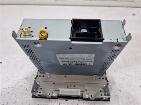 Radio / Cd Seat Leon  1 4 Reference [1 4 Ltr  - 81 kW TGI bivalent  Gasolina / GNC]