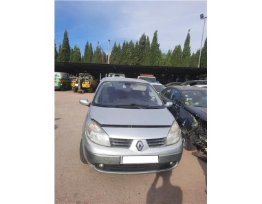 Renault Scenic II  1 9 dCi 