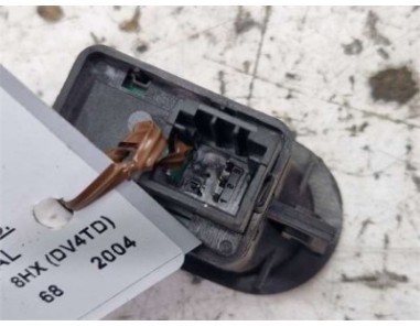 MANDO ELEVALUNAS DELANTERO DERECHO Citroen C3  1 4 HDi