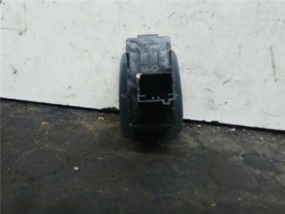 Botonera Puerta Trasera Izquierda Citroen C4 Picasso  2 0 SX [2 0 Ltr  - 110 kW HDi FAP]