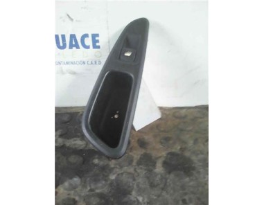 Botonera Puerta Trasera Izquierda Peugeot 308  1 6 HDi