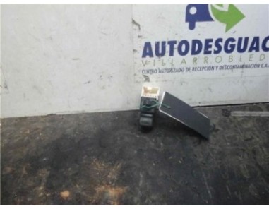 Botonera Puerta Delantera Derecha Nissan ALMERA II Hatchback  1 5 dCi