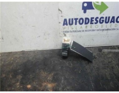 Botonera Puerta Delantera Derecha Nissan ALMERA II Hatchback  1 5 dCi