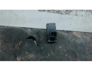 Botonera Puerta Trasera Izquierda Peugeot 308  1 6 HDi