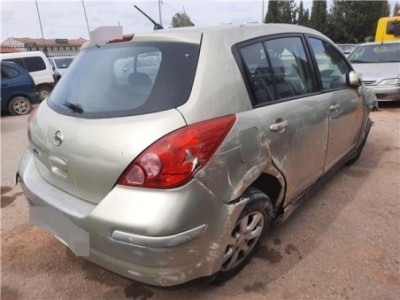 Nissan Tiida  1 6 2