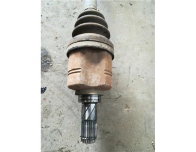Transmision Delantera Izquierda Nissan Almera Tino  1 8