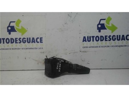Mando Limpiaparabrisas Nissan Almera Tino  2 2 Di