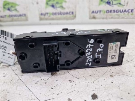 MANDO ELEVALUNAS DELANTERO IZQUIERDO Hyundai i30  1 4 Klass [1 4 Ltr  - 66 kW CRDi CAT]