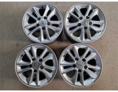 JUEGO LLANTAS Hyundai i30  1 4 Klass [1 4 Ltr  - 66 kW CRDi CAT]