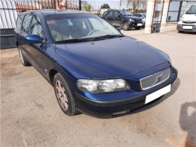 Volvo V70 FAMILIAR 2 5  2