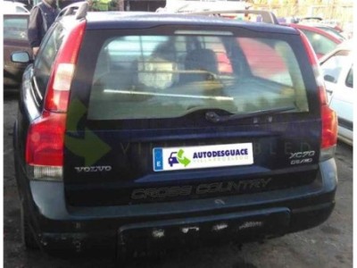 Volvo XC70 2 4 D  2