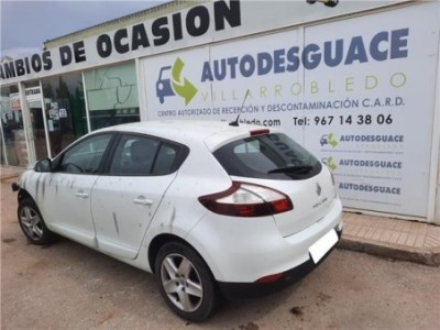 Renault Megane III Berlina 5P  1 5 Business [1 5 Ltr  - 81 kW dCi Diesel FAP]