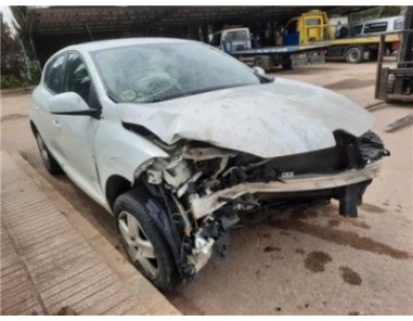 Renault Megane III Berlina 5P  1 5 Business [1 5 Ltr  - 81 kW dCi Diesel FAP]